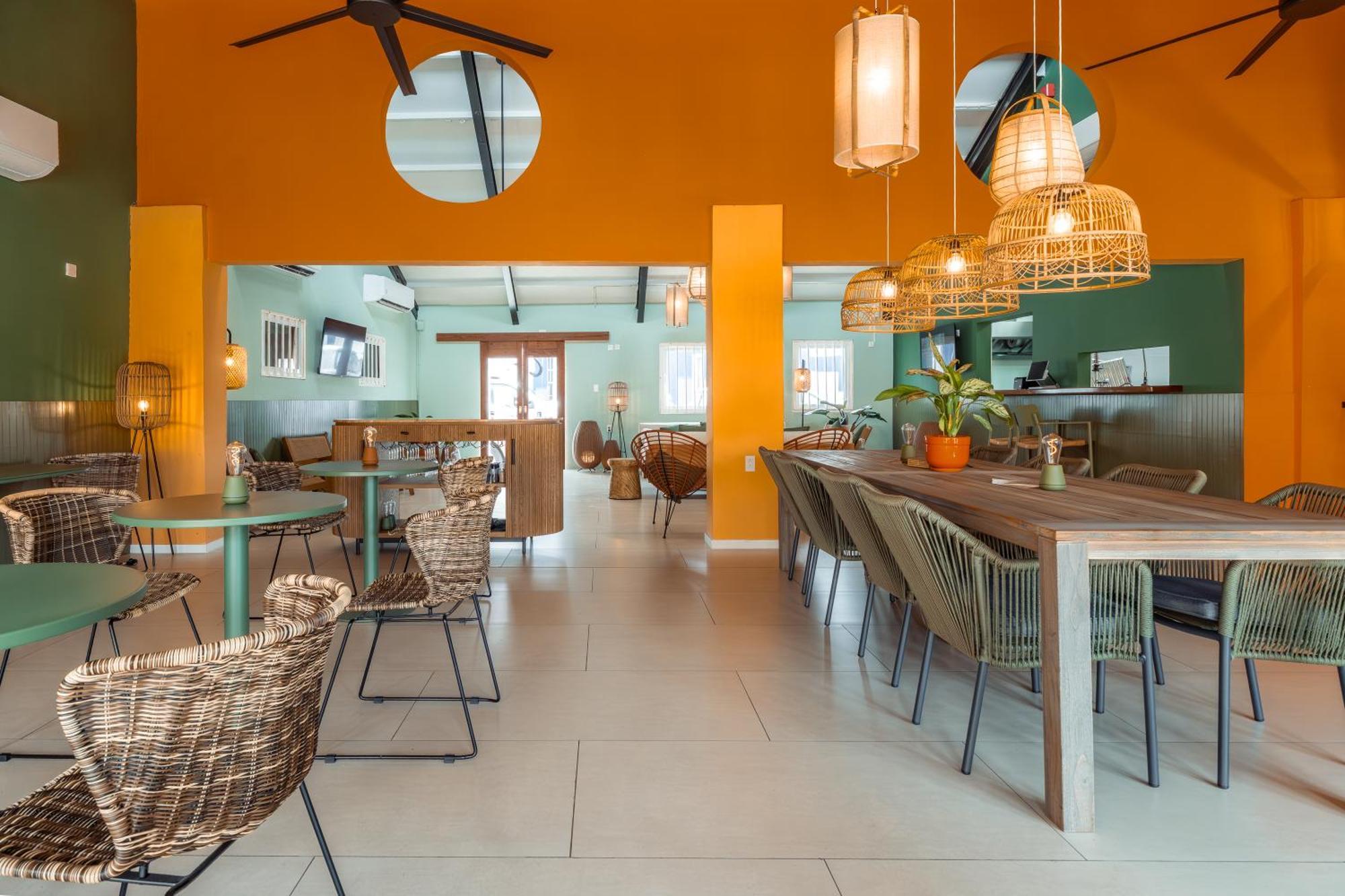 The Freedom Hotel Вилемстад Екстериор снимка