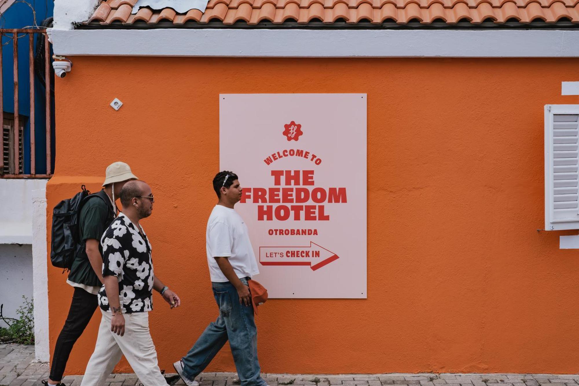 The Freedom Hotel Вилемстад Екстериор снимка