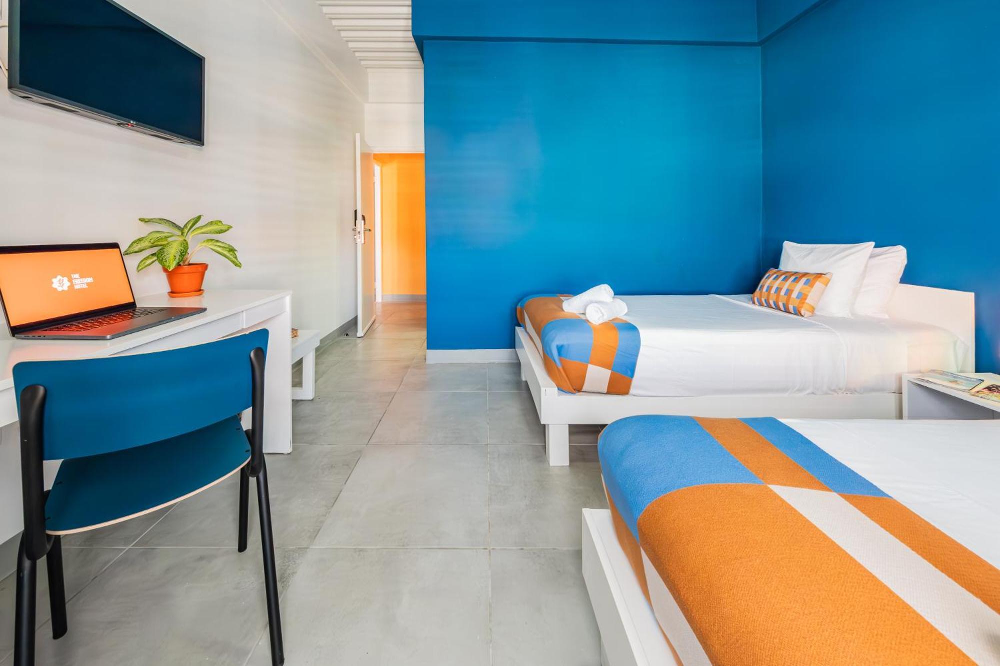 The Freedom Hotel Вилемстад Стая снимка